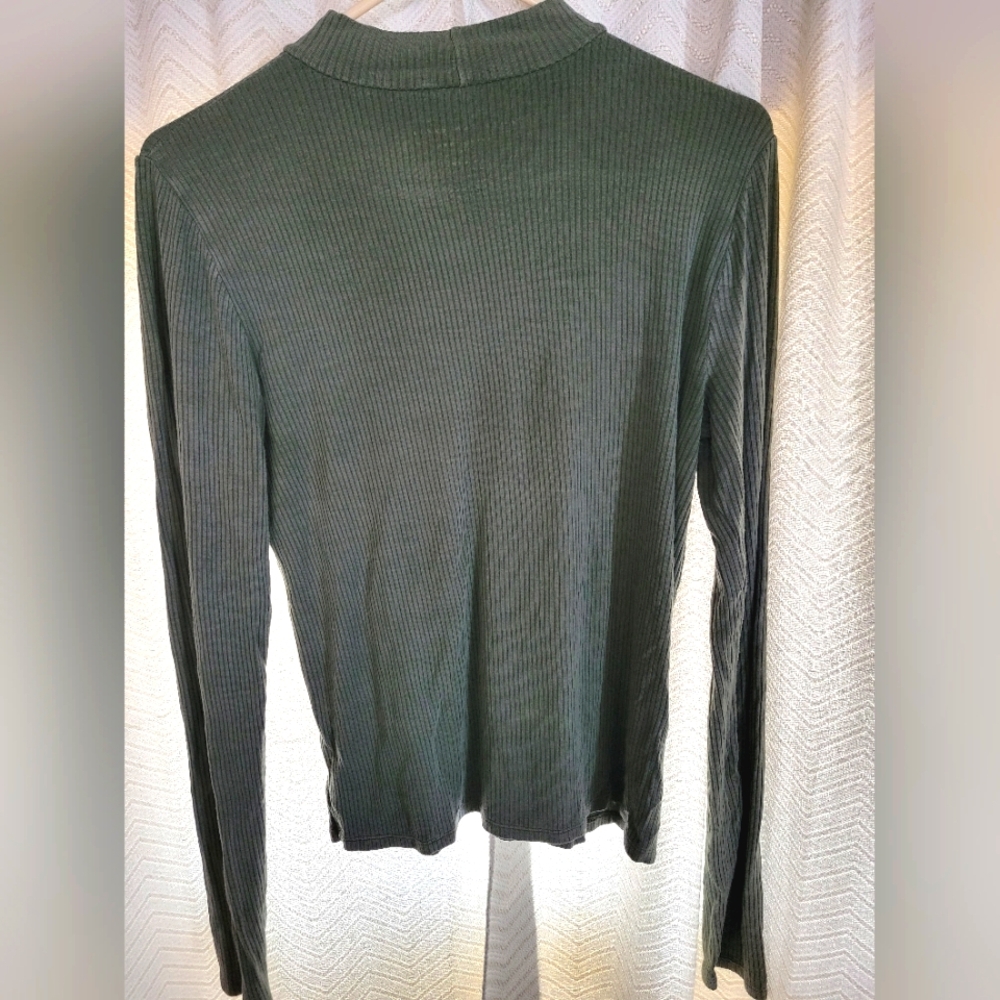 Green Ribbed Long Sleeve Top - Picture 2 of 2